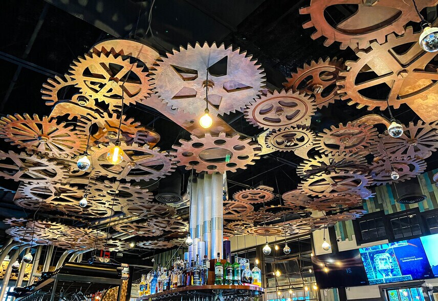 More Photos Of 1079 US Highway 22, Mountainside Restaurant For Lease