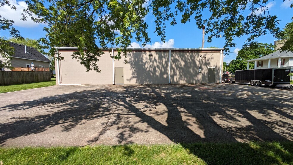 More Photos Of 400 Madison st, Towanda Flex For Sale