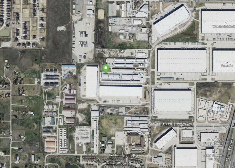 More Photos Of 13055 Harmon Rd, Fort Worth Warehouse For Lease