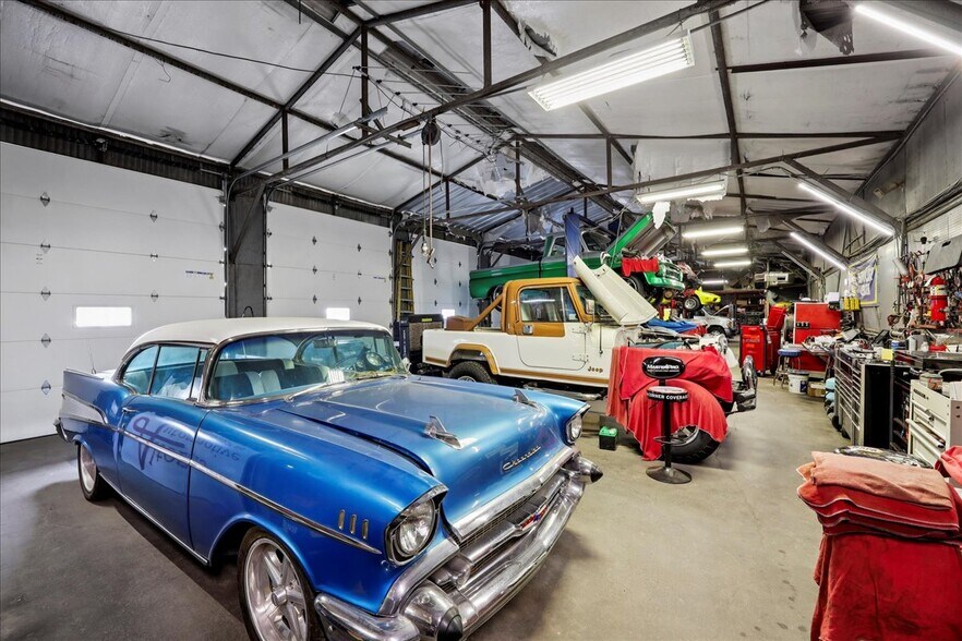 More Photos Of 1470 North St, Beaumont Auto Repair For Sale