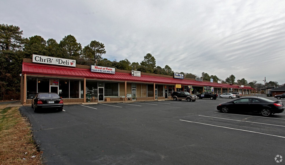 Primary Photo Of 3619-3645 E Independence Blvd, Charlotte Unknown For Lease