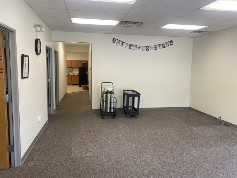 More Photos Of 1010 Franklin Dr, Smock Unknown For Lease