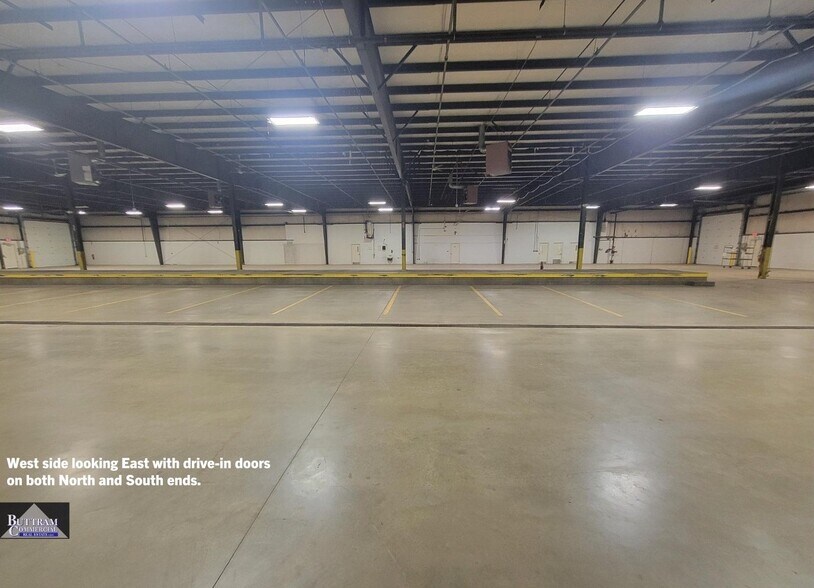More Photos Of 3530 Industrial Ave, Joplin Warehouse For Lease