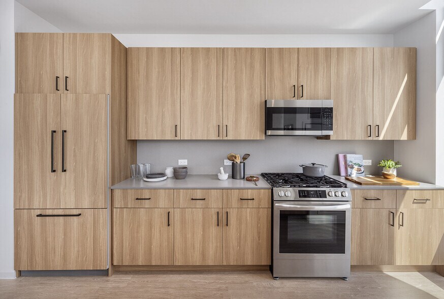 More Photos Of 1717 S Michigan Ave, Chicago Apartments For Lease
