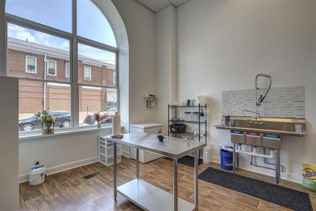 More Photos Of 301 W Main St, Radford Apartments For Sale