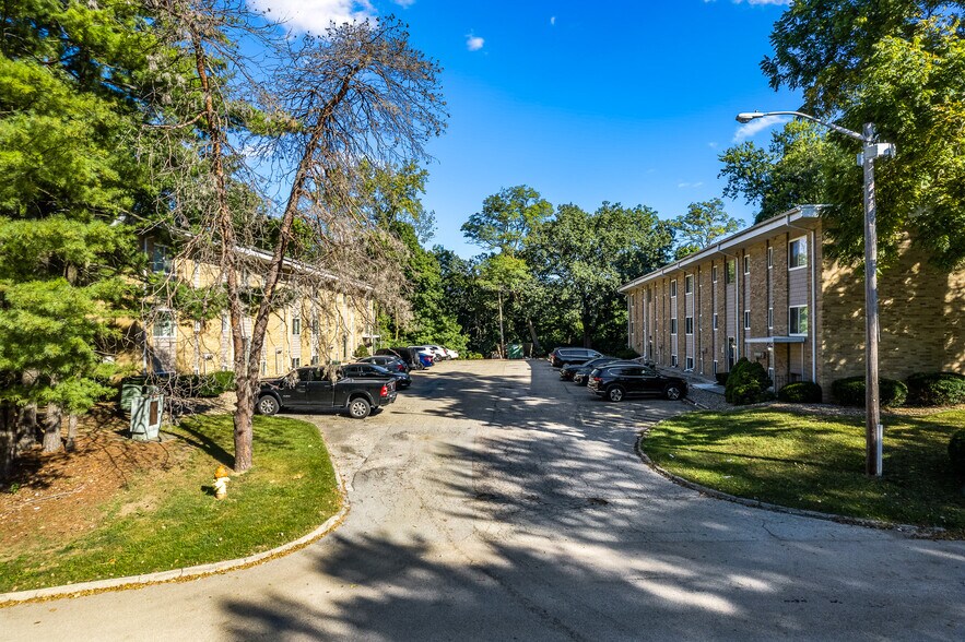 More Photos Of 2901-2979 W Cannes Dr, Peoria Apartments For Sale