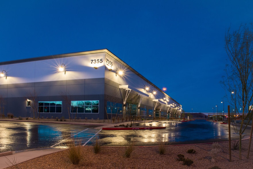 More Photos Of 7355 Commercial Way, Henderson Warehouse For Lease