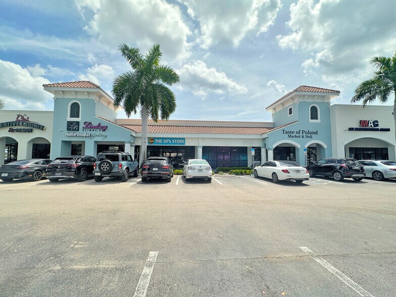 More Photos Of 13500 Tamiami Trl N, Naples Unknown For Lease