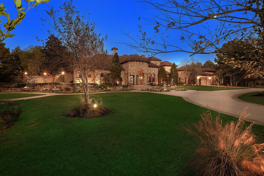 More Photos Of 28611 Blue Jack Ln, Magnolia Sports And Entertainment For Sale