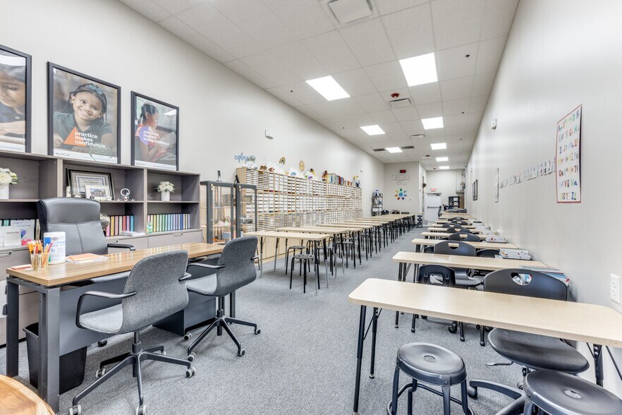 More Photos Of 12828 Eldorado Pky, Frisco Freestanding For Lease