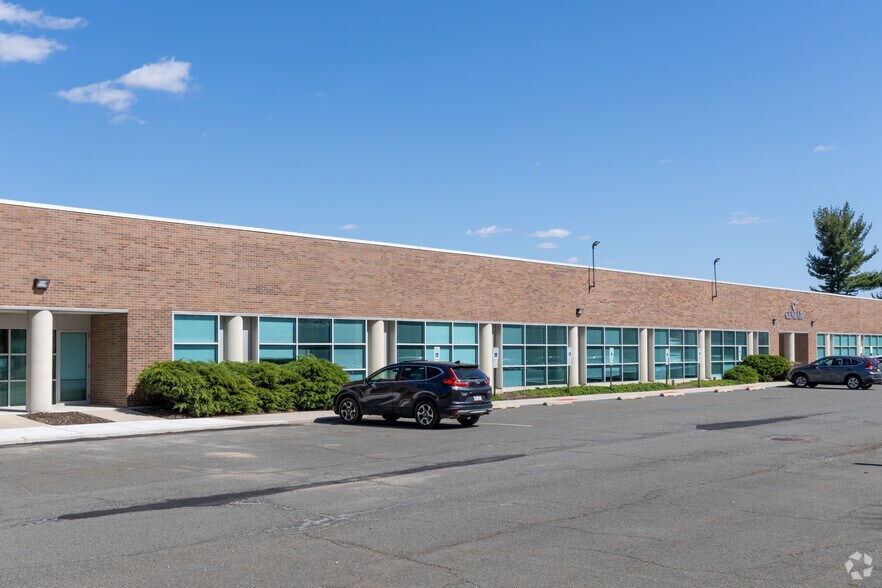Primary Photo Of 425 Phillips Blvd, Ewing Light Manufacturing For Lease