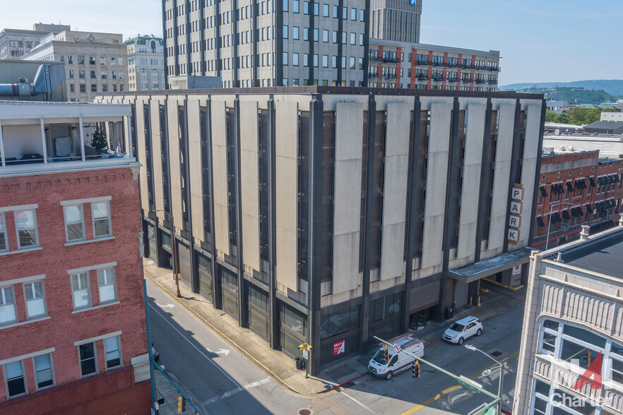 More Photos Of 736 Market St, Chattanooga Office For Lease