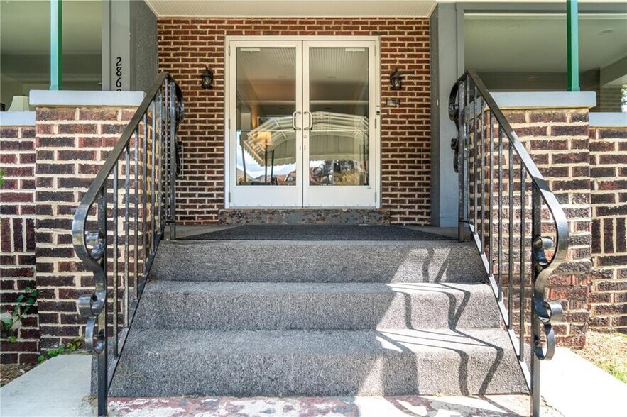 More Photos Of 2860 Perrysville Ave, Pittsburgh Funeral Home For Sale