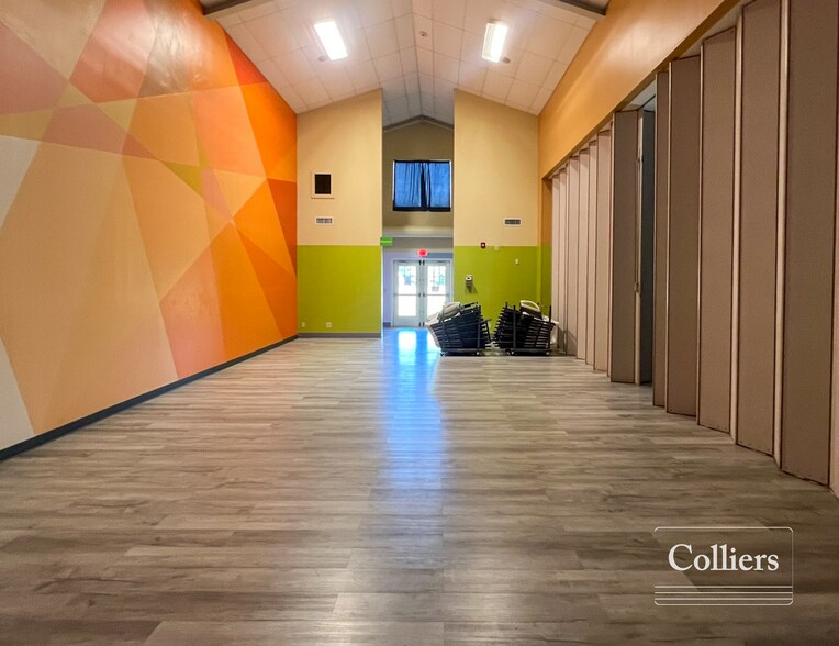 More Photos Of 200 Wise Ferry Rd, Lexington Daycare Center For Sale