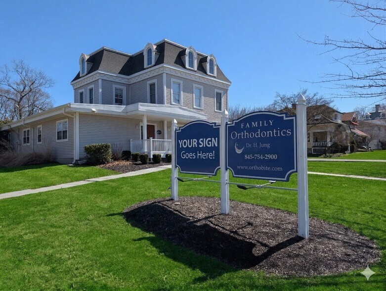 More Photos Of 21 Oakland Ave, Warwick Medical For Lease