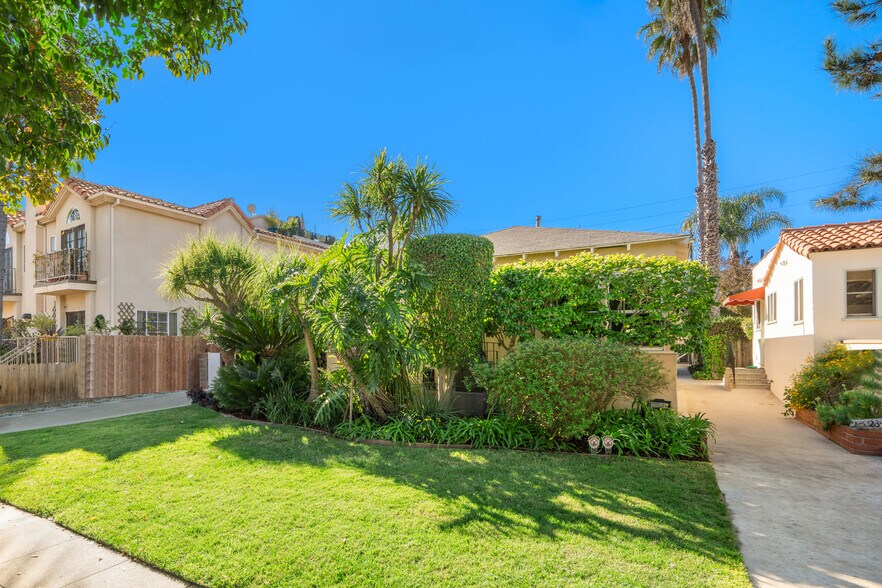 More Photos Of 2332 20th St, Santa Monica Apartments For Sale