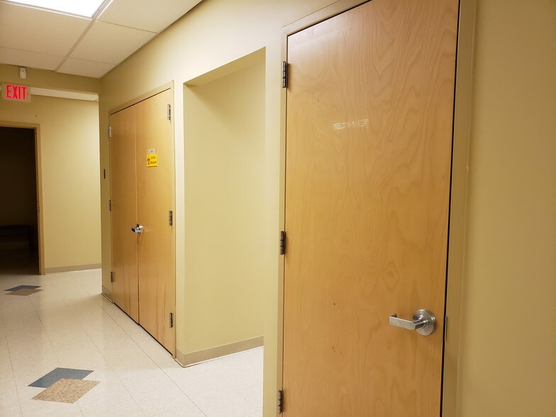 More Photos Of 1450 Parkside Ave, Ewing Medical For Lease