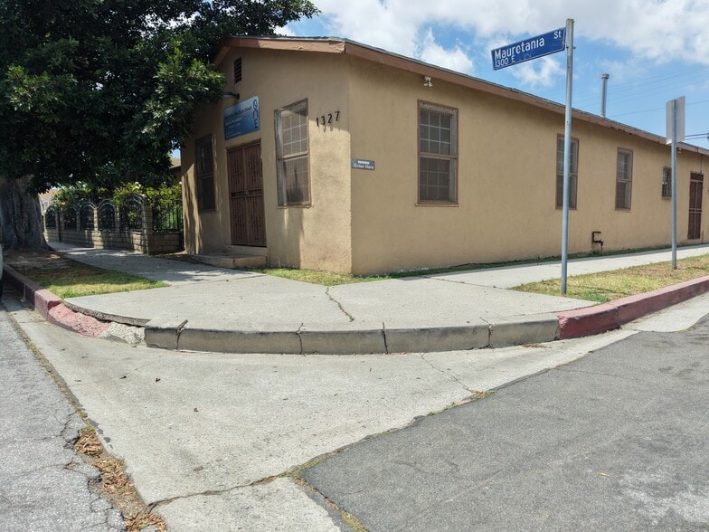 More Photos Of 1327 E Mauretania St, Wilmington Religious Facility For Sale