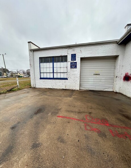 More Photos Of 1201 N 25th St, Richmond Freestanding For Sale