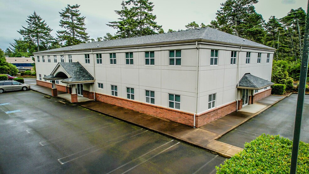 More Photos Of 705 9th St, Florence Medical For Lease