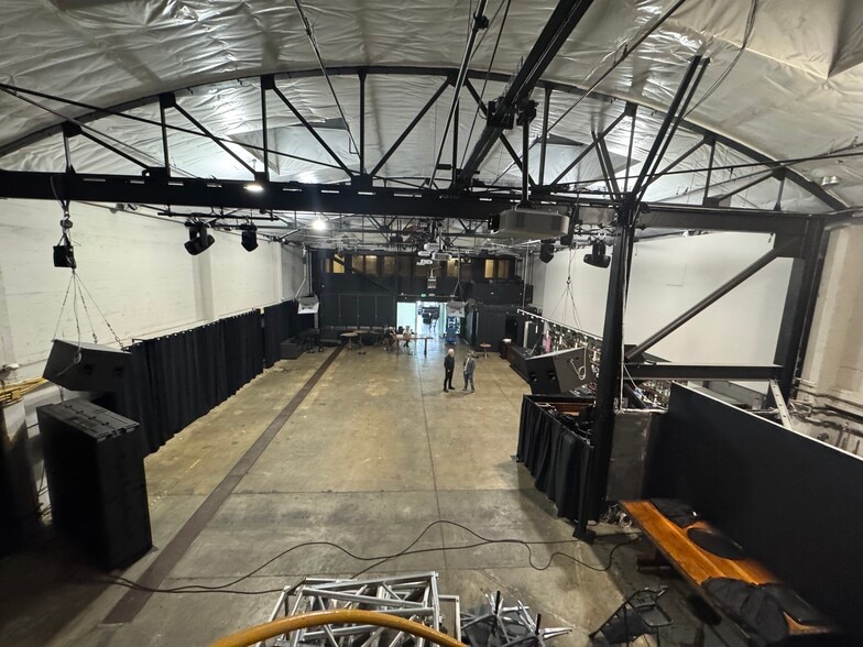 More Photos Of 1425 Folsom St, San Francisco Bar For Sale