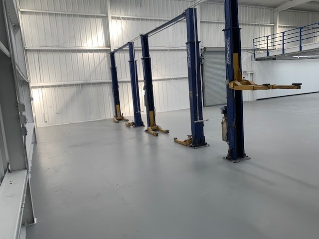 More Photos Of 5829 Beverly Hill St, Houston Warehouse For Lease