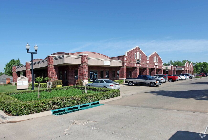 More Photos Of 1401 S Douglas Blvd, Midwest City Office For Lease