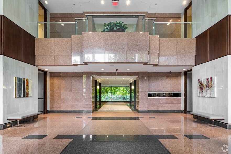 More Photos Of 100 Crescent Centre Pky, Tucker Office For Lease