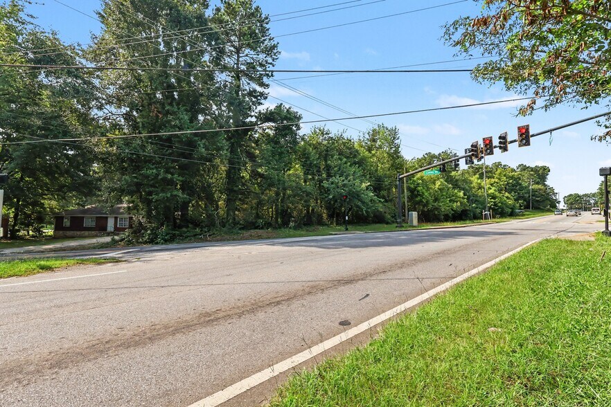 More Photos Of 4170 Thurman Dr, Forest Park Land For Sale