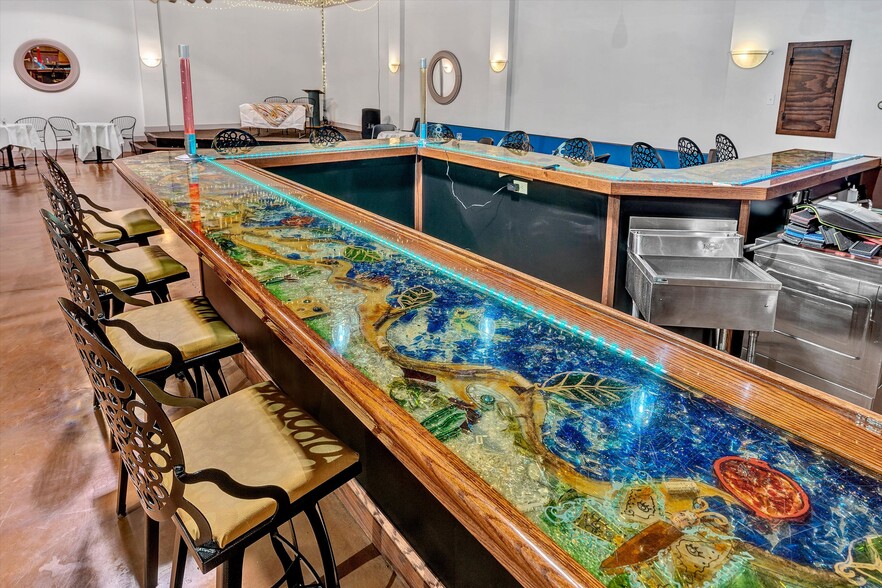 More Photos Of 106 Stoney Battery Rd, Troutville Restaurant For Sale