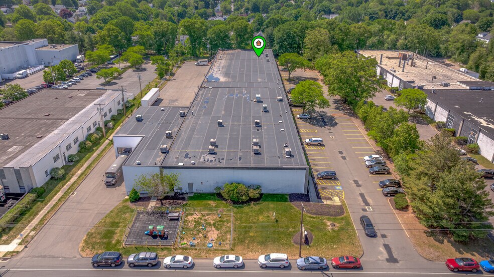More Photos Of 131 Leeder Hill Dr, Hamden Warehouse For Sale
