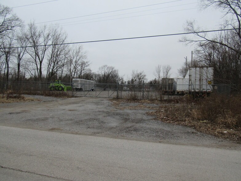 More Photos Of 4810 173rd St, Country Club Hills Land For Lease