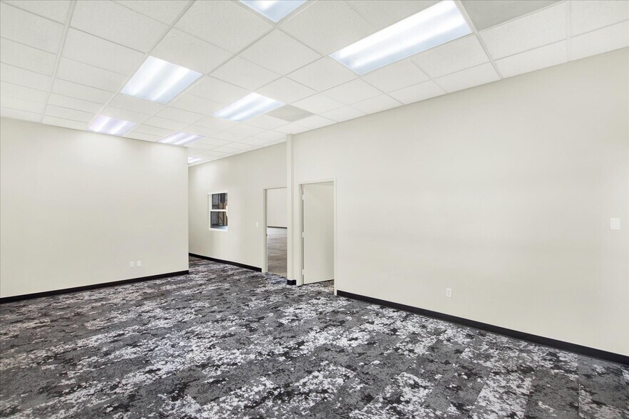 More Photos Of 7905 W 120th Ave, Broomfield Flex For Lease