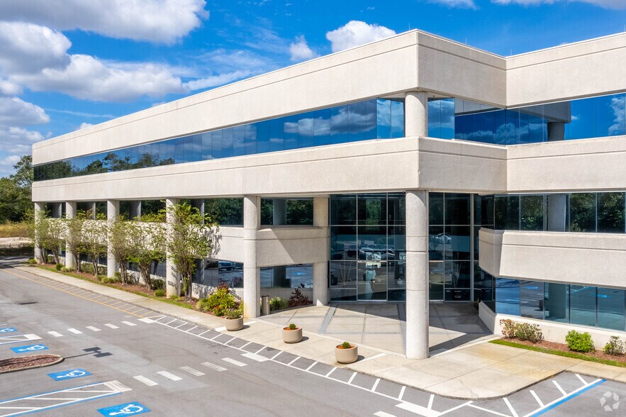 More Photos Of 3710 Corporex Park Dr, Tampa Office For Lease