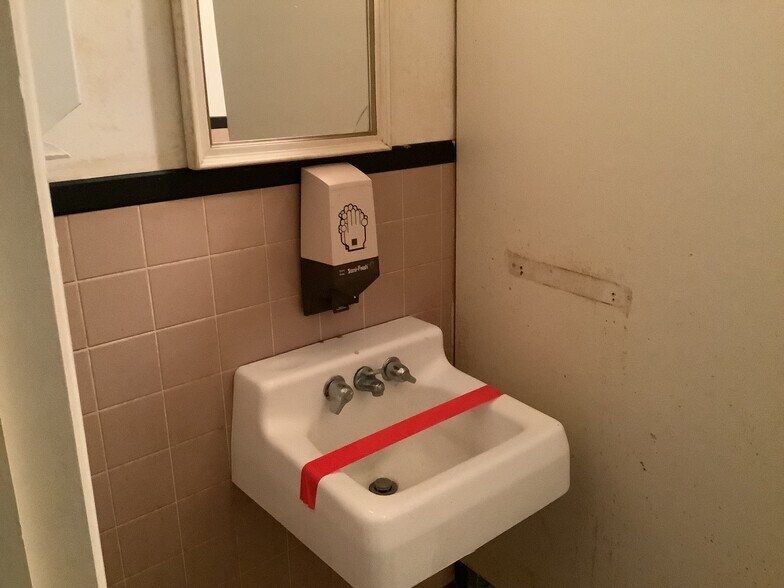 More Photos Of 605 Clarksbury Church Rd, Thomasville Religious Facility For Sale