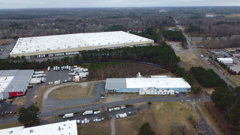 More Photos Of 1137 Progress Rd, Suffolk Manufacturing For Lease