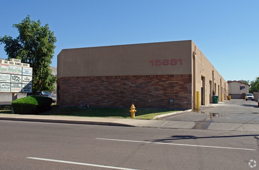More Photos Of 15681 N Cave Creek Rd, Phoenix Warehouse For Lease