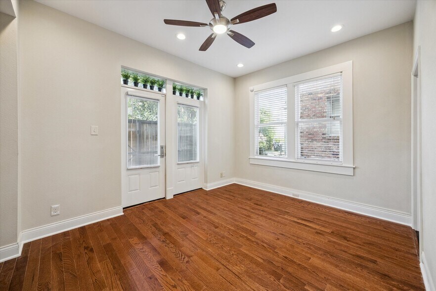 More Photos Of 1220 W Gray St, Houston Apartments For Sale