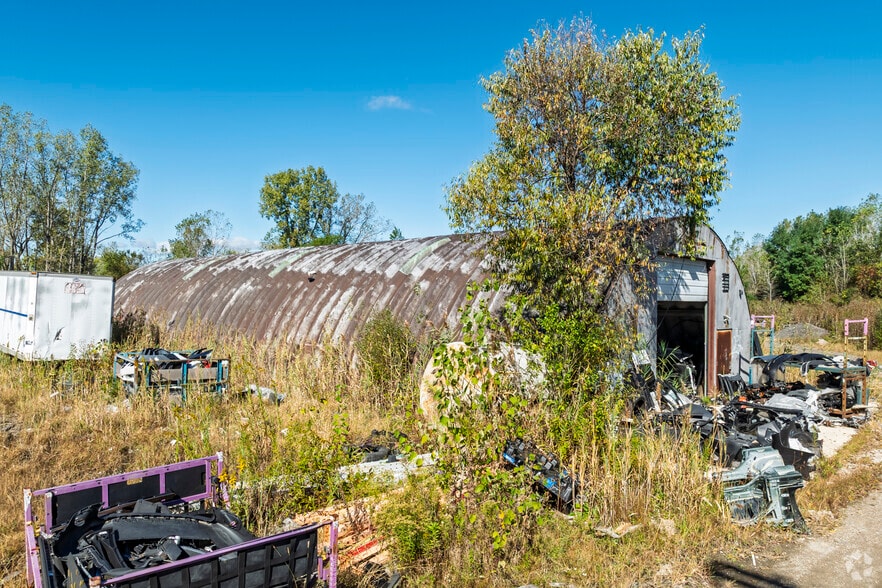 More Photos Of 44052 Yost Rd, Canton Township Manufacturing For Sale