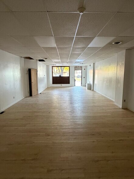 More Photos Of 411-431 N Main St, Bristol Apartments For Lease