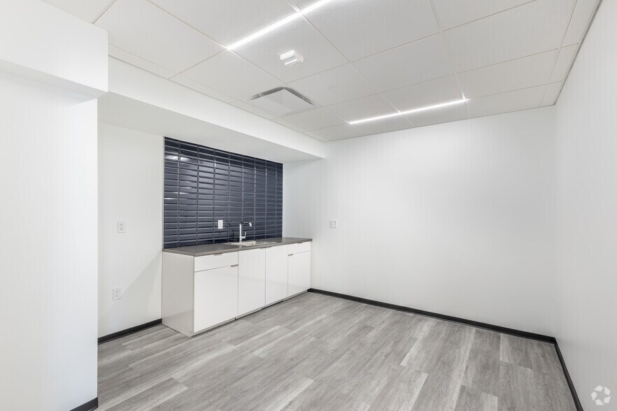 More Photos Of 1029 Vermont Ave NW, Washington Loft Creative Space For Lease