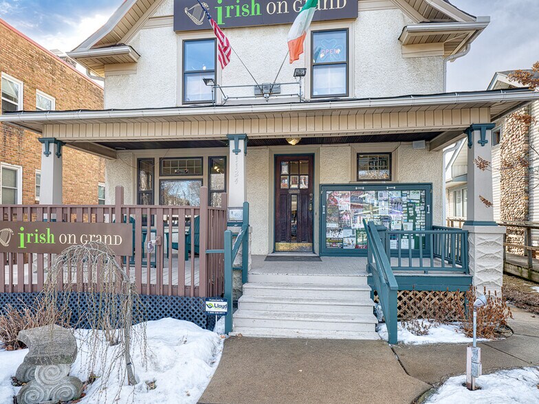 More Photos Of 1124 Grand Ave, Saint Paul Freestanding For Sale