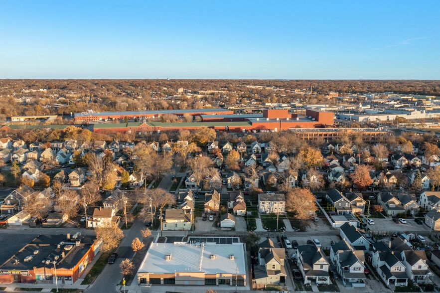 More Photos Of 1010 Cesar E Chavez Ave SW, Grand Rapids General Retail For Lease