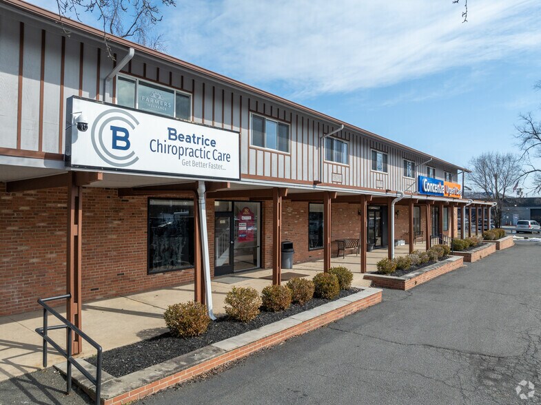 More Photos Of 350 Grove St, Bridgewater Medical For Sale