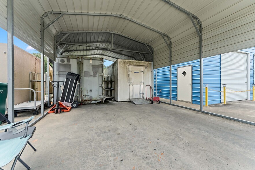 More Photos Of 13402 Old Baton Rouge Hwy, Hammond Light Distribution For Sale