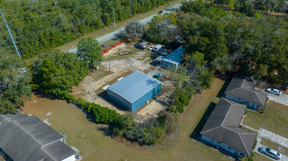 More Photos Of 4820 NE 35th St, Silver Springs Auto Dealership For Sale