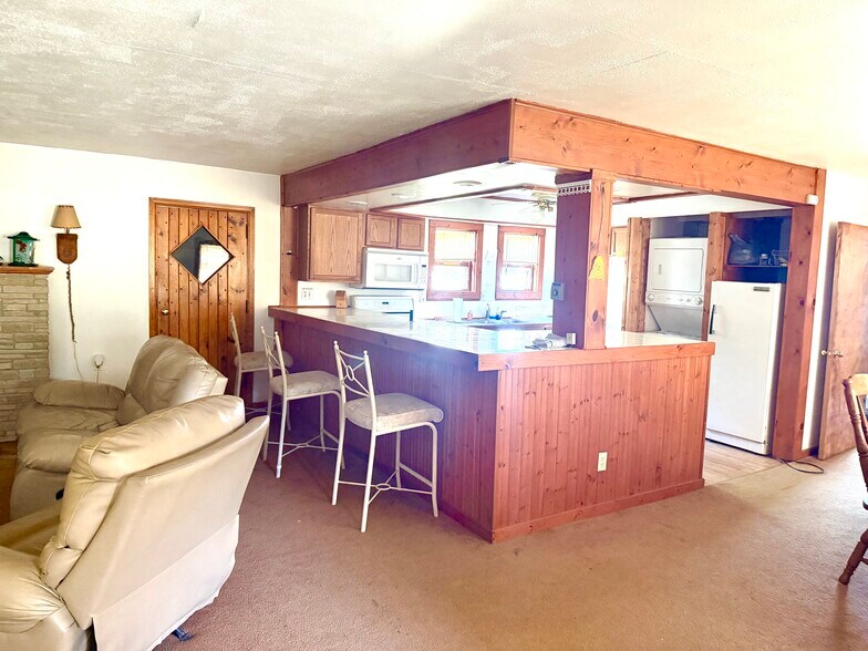 More Photos Of 3980 Lakeshore Dr, Rhinelander Lodge Meeting Hall For Sale