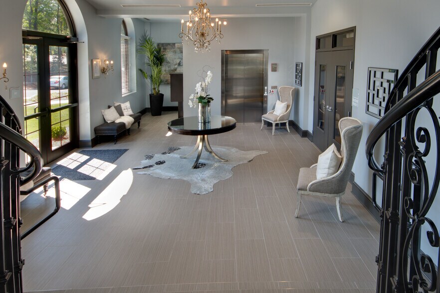 More Photos Of 11681 Haynes Bridge Rd, Alpharetta Medical For Lease