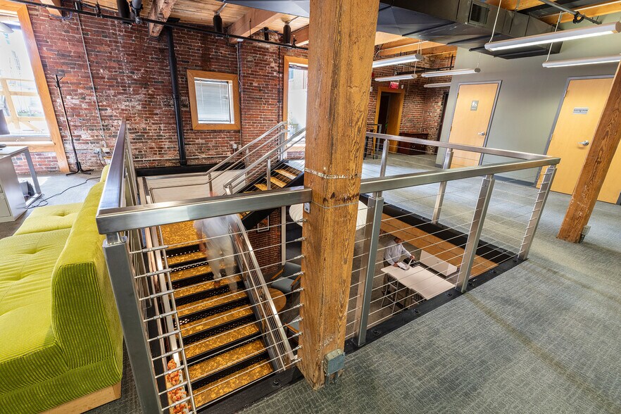 More Photos Of 121 High St, Boston Office For Lease