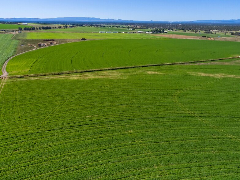 More Photos Of 11705 SW Shumway Rd, Powell Butte Specialty For Sale